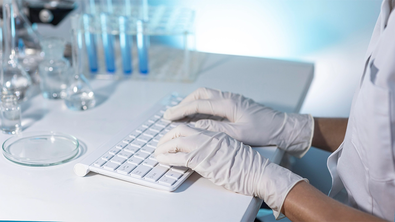 Elaboración de informes técnicos basados en resultados de laboratorio